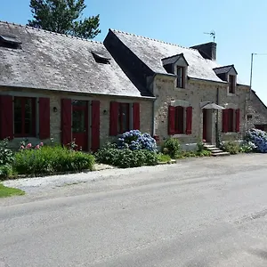 Les De Marie Séjour chez l'habitant Le Saint